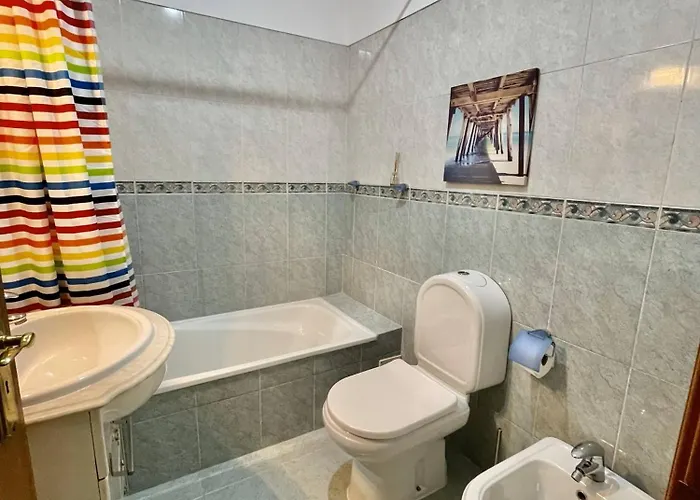Apartamento Cozy In The Southbank Of Lisbon, Feijo